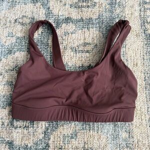 Vuori Stride Bra in Chestnut Size Small Excellent Condition